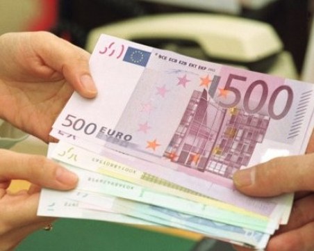 Издирват във Фейсбук нашенец, измамил десетки българи на Острова