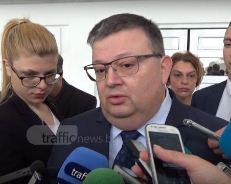 Цацаров: Очаквам още бягства, ако не се промени режимът в затворите! ВИДЕО