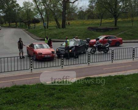 Две коли се потрошиха на бул. 