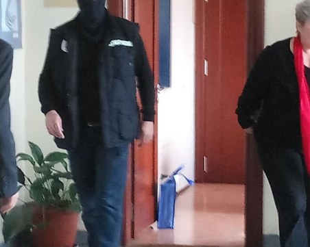 Зрелищна акция в София! Задържаха районен кмет СНИМКИ