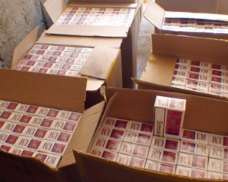 Акция срещу контрабандата! Спипаха пловдивчанин със солидно количество цигари