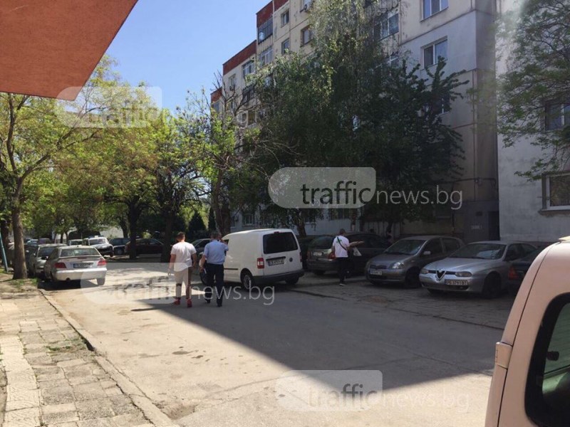 Жената, намерена мъртва в Пловдив, е скочила от четвъртия етаж СНИМКИ
