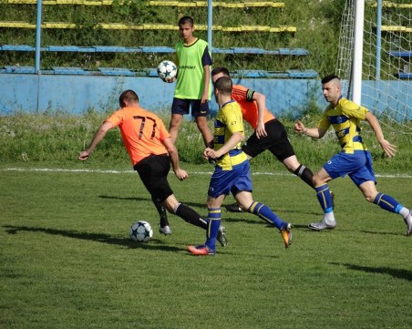 Бивш национален селекционер гледа загуба на Марица