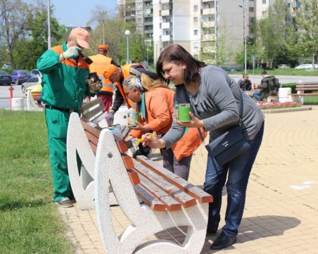 Обновиха един от най-хубавите паркове в Смирненски СНИМКИ