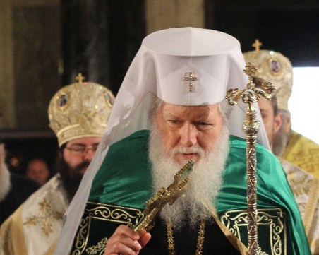 Патриарх Неофит вече е в стабилно състояние