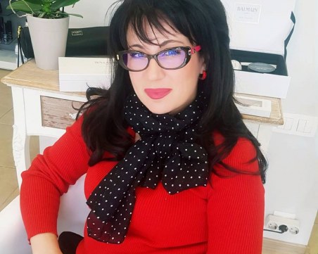 Ако благополучието на империите се е мерило по градските тоалетни, то ние сме още в пещерите