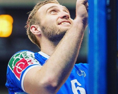 Пловдивски волейболист докосва титлата в Холандия