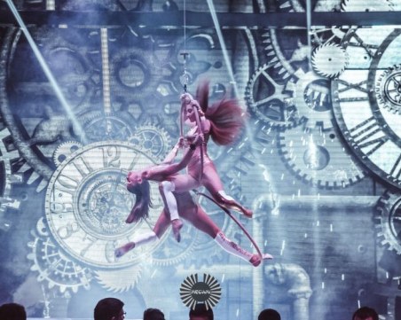 STEAMPUNK тематични нощи в Megami Club Plovdiv с Джена, Софи Маринова и Камелия СНИМКИ