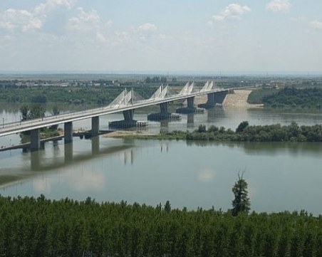 Китайци да строят Дунав мост 3, искат румънци, Борисов приема