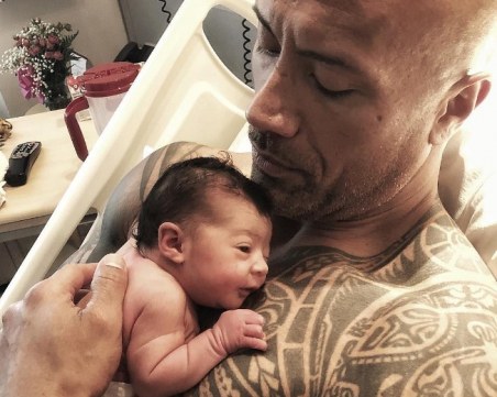 Скалата стана баща за трети път