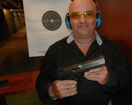 Ето го италианеца, спипан с оръжия като за война в Тракия СНИМКИ