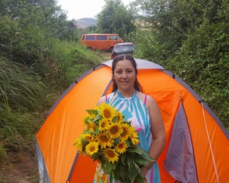 Медицинската сестра, ухапана от змия, е любител на природата СНИМКИ
