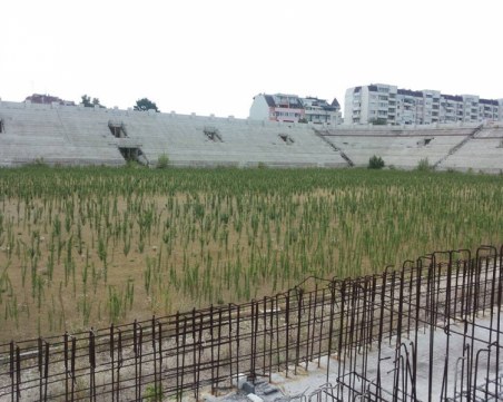 Ботев иска още 2 години за довършването на Колежа