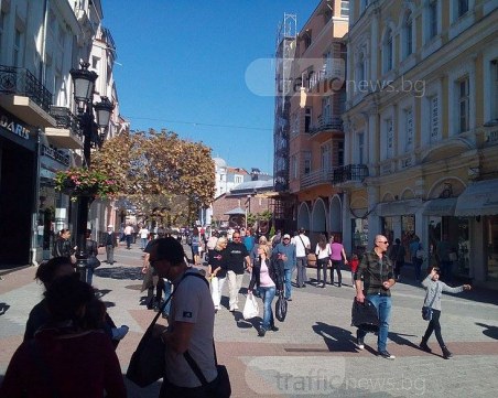 Колко точно души живеят в Пловдив и как се промени градът за 10 години?