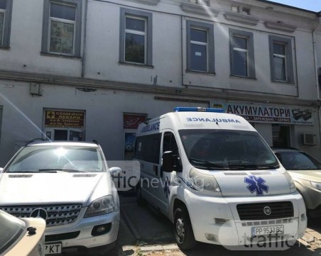 Кражбата на линейка в Пловдив е станала за 10 минути СНИМКИ+ВИДЕО