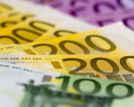 Защо България не трябва да приема еврото?