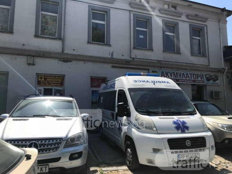Кражбата на линейка в Пловдив е станала за 10 минути СНИМКИ+ВИДЕО