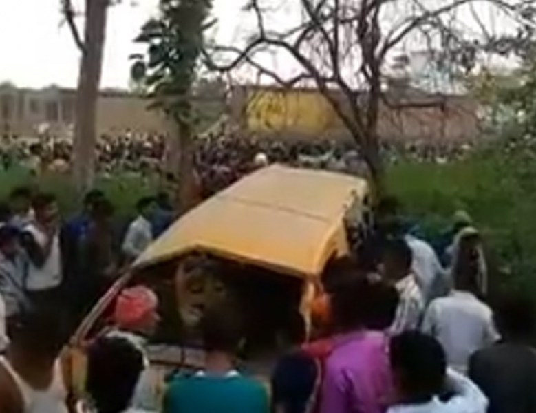 Влак се сблъска с училищен автобус! Загинаха най-малко 13 деца, други 5 са ранени