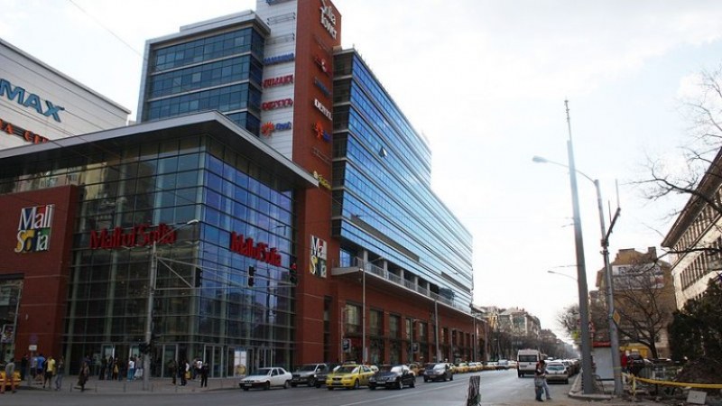Продадоха мол в София за 90 милиона евро!
