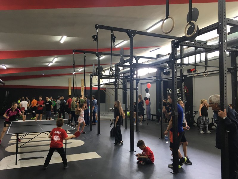 Тренировъчен ден с 20 вида спорт в новата зала Powerfit