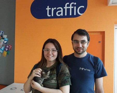 Младоженците Габи и Благо са новите стопани на най-малкия член на екипа ни