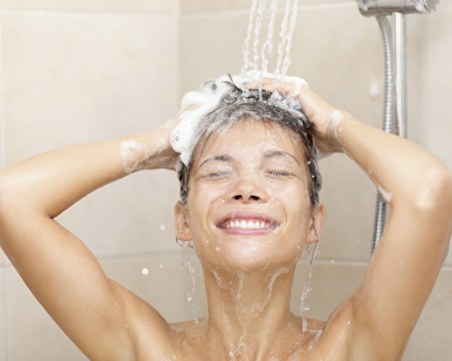 8 неща под душа, които трябва да спрете да правите