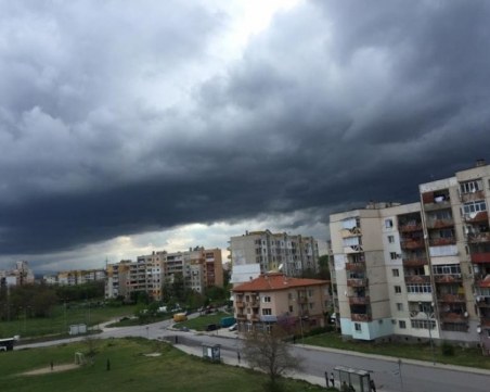 Лятото продължава до неделя, после - градушки и валежи