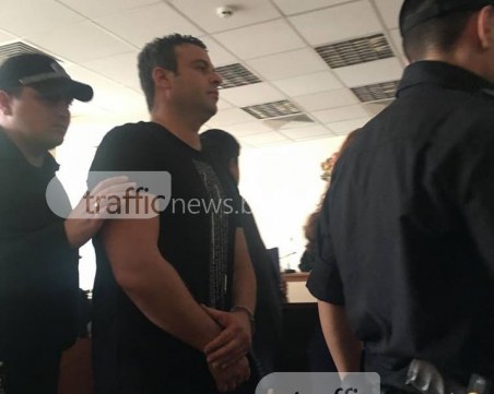 Остават в ареста шефа на районното в Раковски Георги Илиев СНИМКИ