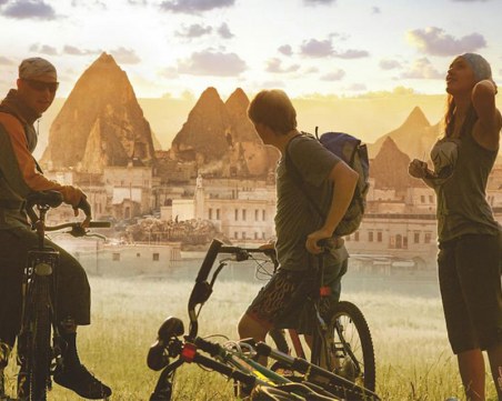 Търсят 15 000 младежи за безплатно пътешествие из Европа