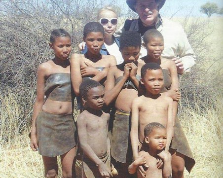 Непознатата Намибия - пустини, екзотична фауна и изумително красиви жени СНИМКИ