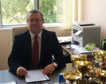 Николай Радев: В Английската няма бивши ученици