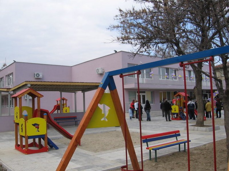 Започват масови ремонти на площадките за игра в детските градини в Пловдив