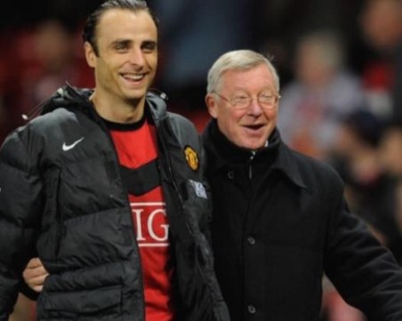 И Бербатов подкрепи сър Алекс Фергюсън след операцията