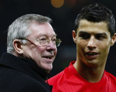 Сър Алекс остава в реанимация, футболният свят се моли за него