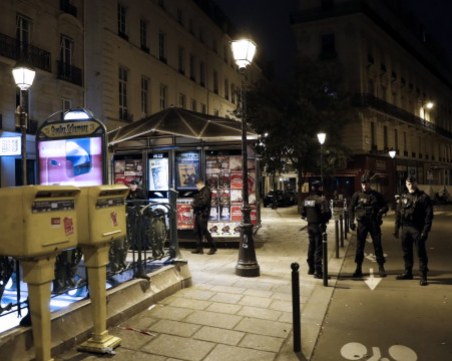 Нападателят от Париж е 21-годишен чеченец