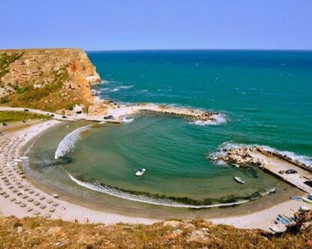 Вадят емблематичен плаж от резерват Калиакра