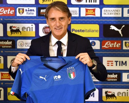 Манчини официално пое Скуадра Адзура, обеща световна титла