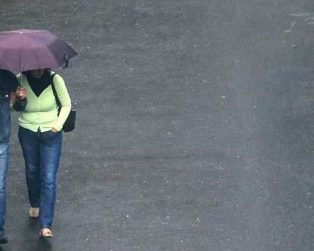 Става страшно! Карат и най-дребните чиновници да декларират любовниците