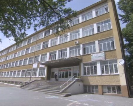 Мъжът, нападнал първокласнички в столично училище, е криминално проявен