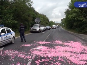 Нови пътни участъци затвориха край Пловдив ВИДЕО