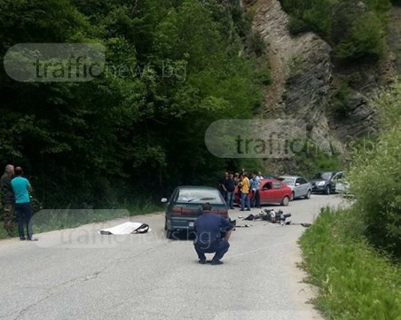 Възрастен мъж е загиналият моторист край Девин СНИМКА
