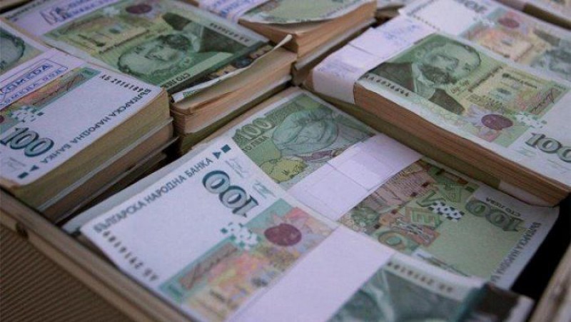 Колко милионери от заплата има в България?
