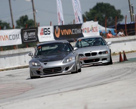 Два различни отбора с победи в първия кръг за издръжливост на автомобили