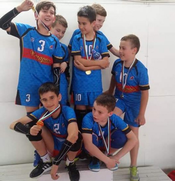 Децата на ВК Строител втори на регионалния шампионат СНИМКИ