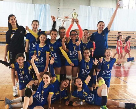 Малките маричанки спечелиха зона Тракия без загубен гейм