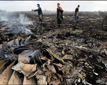 Руска ракета свалила малайзийския самолет над Украйна