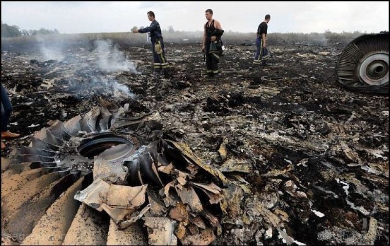 Руска ракета свалила малайзийския самолет над Украйна