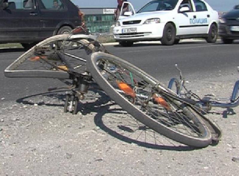 21-годишна шофьорка блъсна велосипедистка! Жената е починала в болница