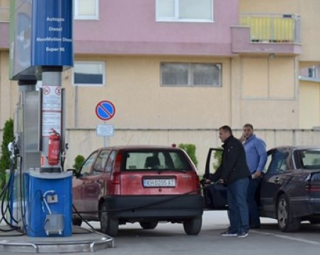 Драстично скачат цените на горивата в Гърция