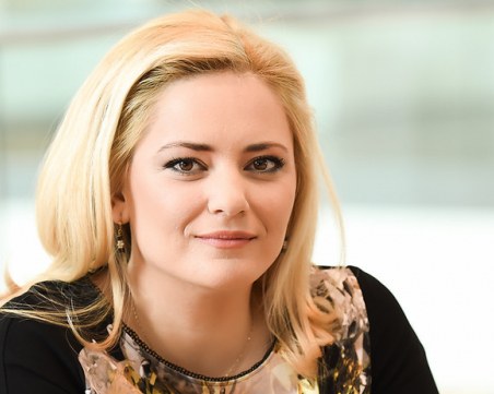 Лора Крумова чака второ дете! Слиза от екран на 27 май